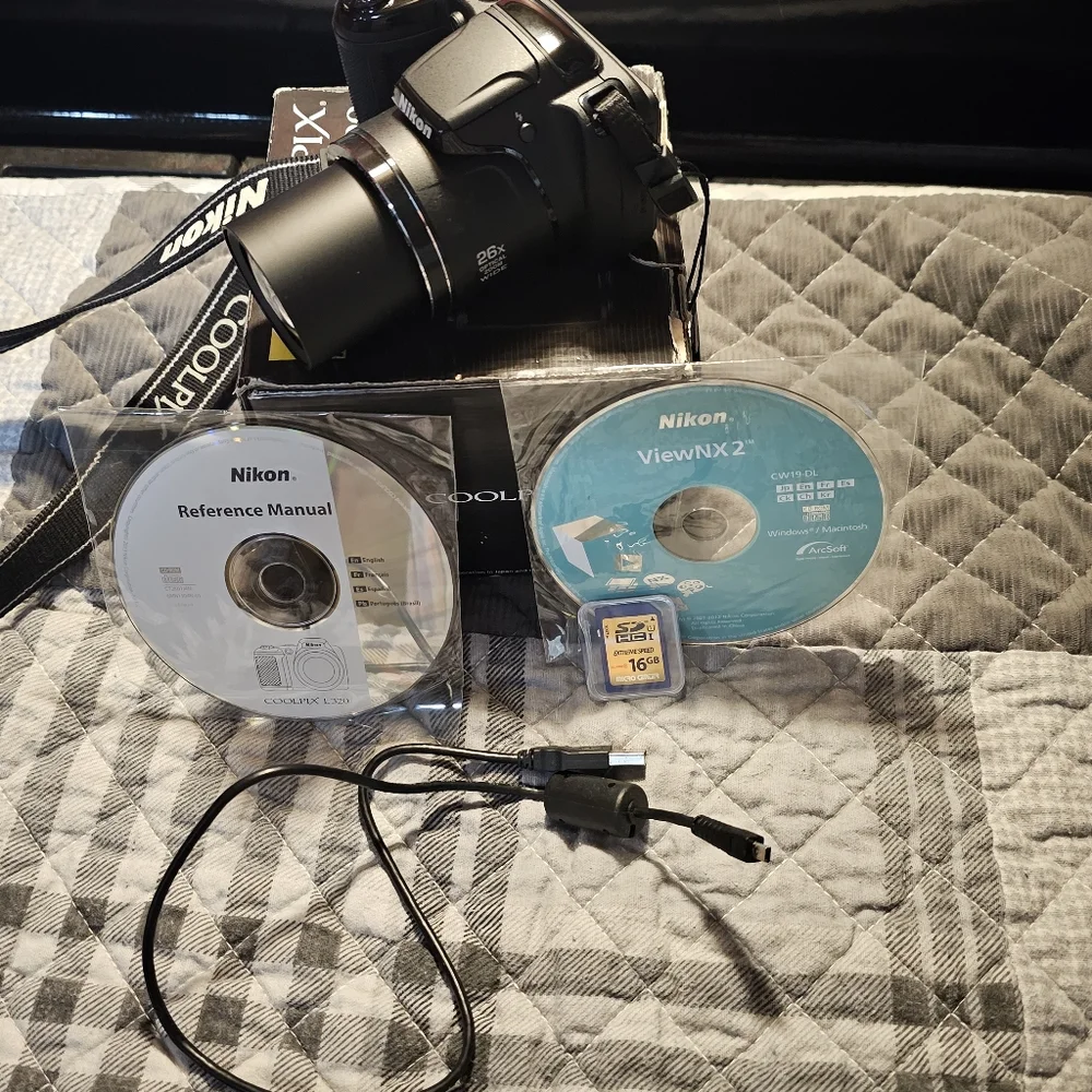 Professional brand Nikon l330 digital camera with video see beautiful pictures